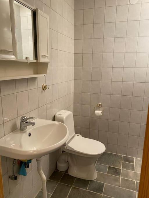 Laegenhet I Ett Hus Egen Ingang Apartment Sundbyberg Exterior photo